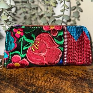 Handmade Embroidered Floral Zip Wallet - Red